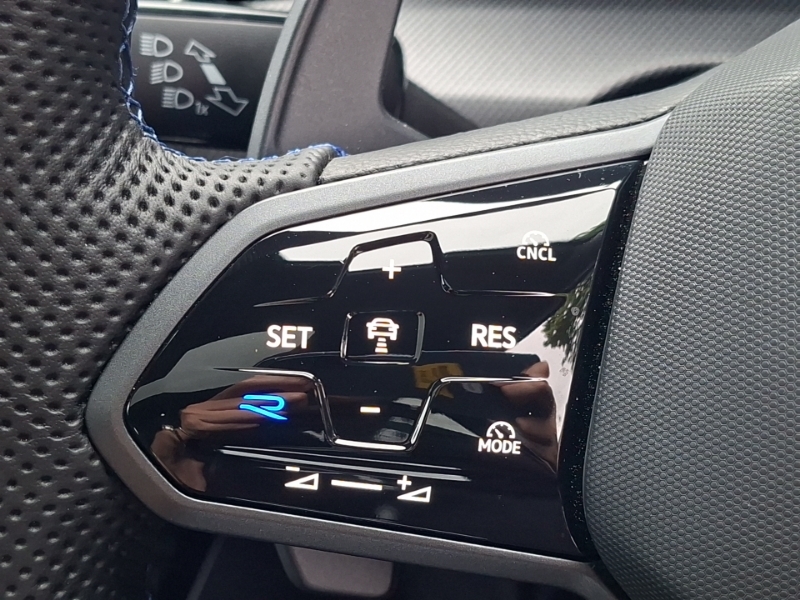 Volkswagen Golf 1.5 Tsi 150 Black Edition Dynamic Chassis Con Grey #12
