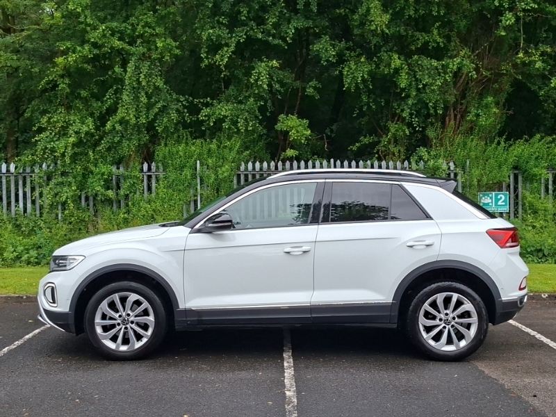 Volkswagen T-Roc 1.5 Tsi Style Dsg White #4