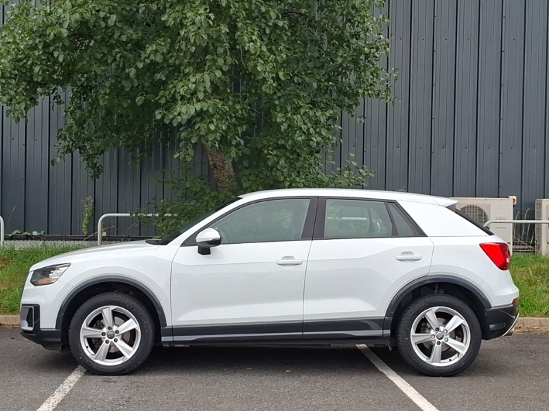Audi Q2 35 Tfsi Sport White #4