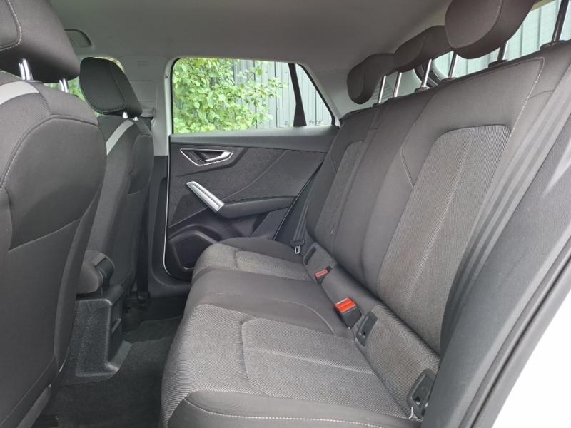 Audi Q2 35 Tfsi Sport White #6