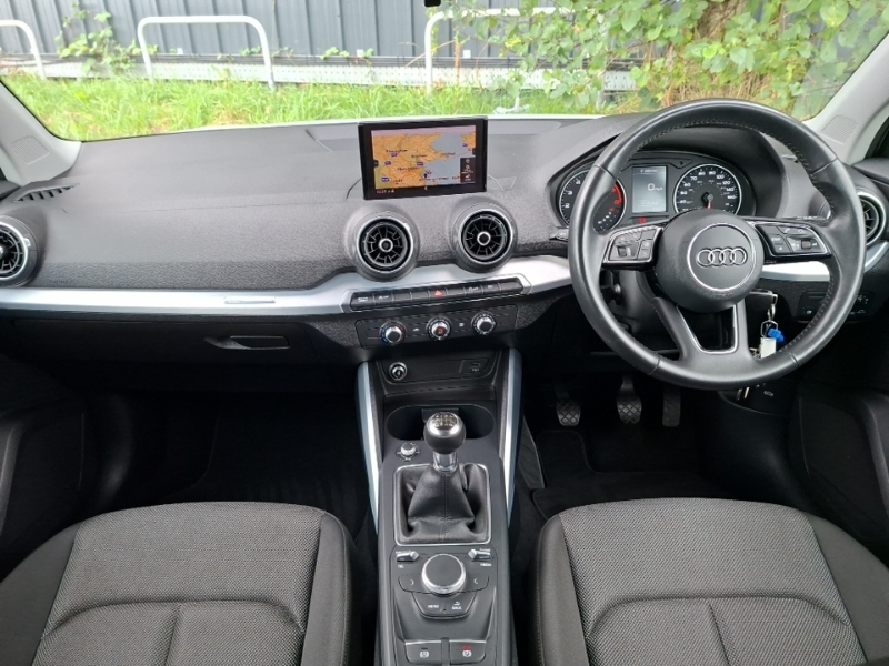 Audi Q2 35 Tfsi Sport White #3