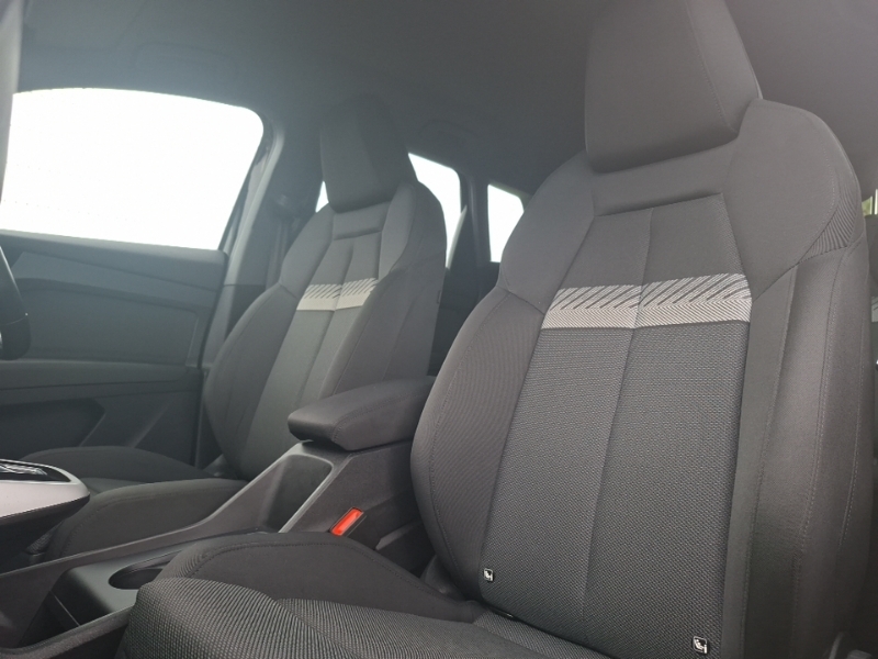 Audi Q4 E Tron 150Kw 40 82Kwh Sport Black #5