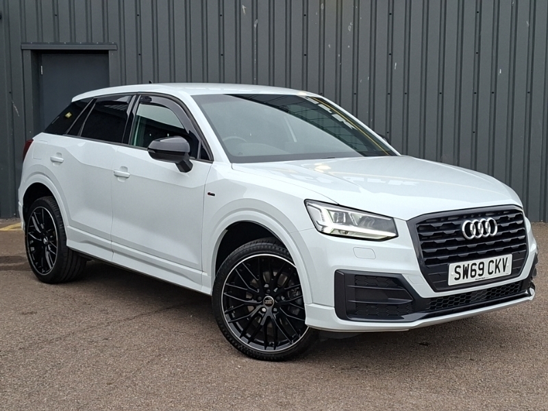 Audi Q2 35 Tfsi Black Edition S Tronic White