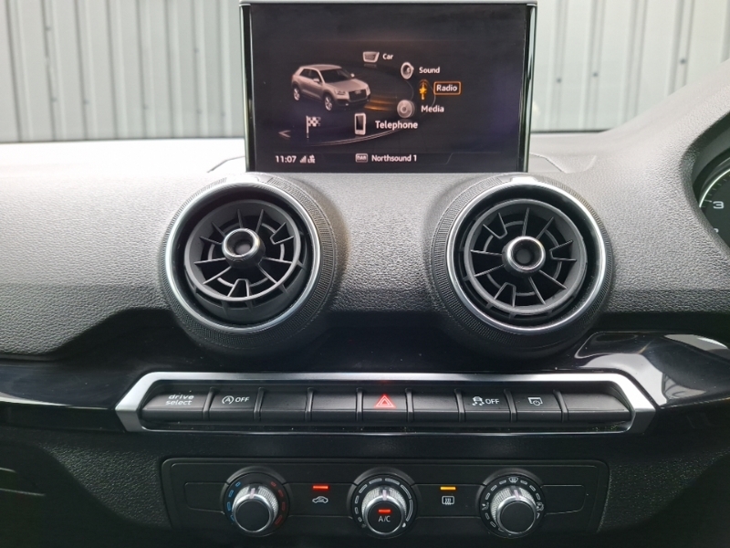 Audi Q2 Sq2 Quattro S Tronic #16