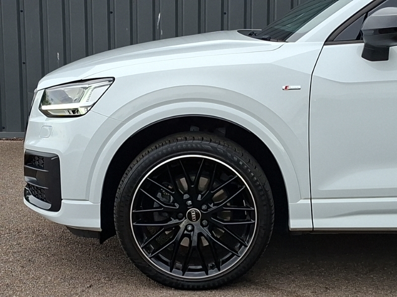 Audi Q2 Sq2 Quattro S Tronic #18
