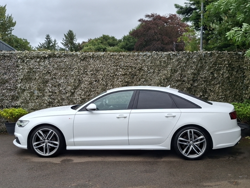 Audi A6 2.0 Tdi Ultra Black Edition White #4