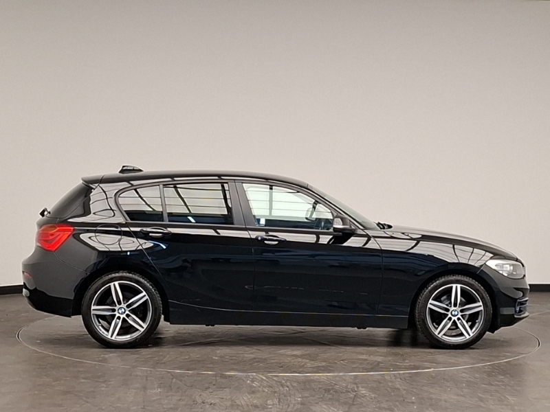 BMW 1 Series 118I 1.5 Sport Navservotronic Black #3