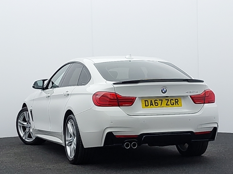 BMW 4 Series 420D 190 M Sport Professional Media White #2
