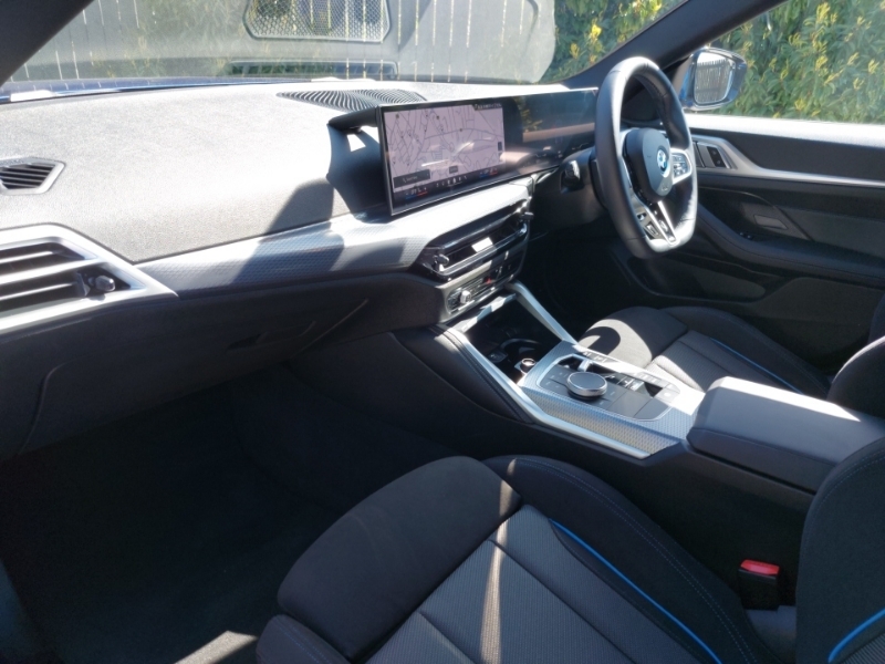 BMW i4 M Sport Black #7