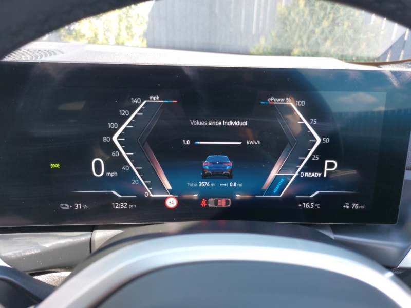 BMW i4 M Sport Black #9