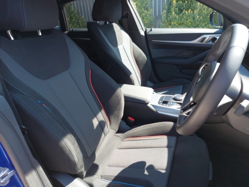 BMW i4 M Sport Black #11