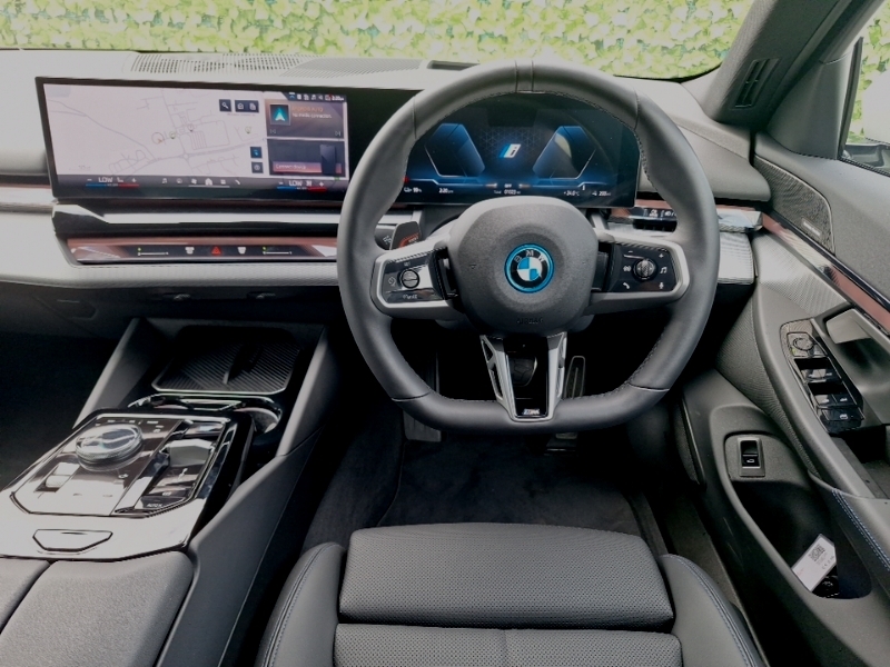 BMW i5 250Kw Edrive40 M Sport Pro 84Kwh White #5
