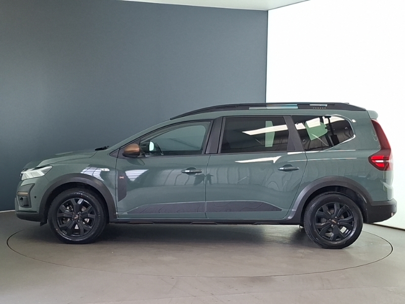 Dacia Jogger 1.6 Hev Extreme Green #4