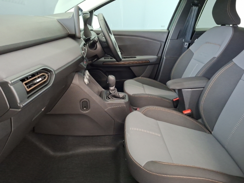 Dacia Jogger 1.6 Hev Extreme Green #5