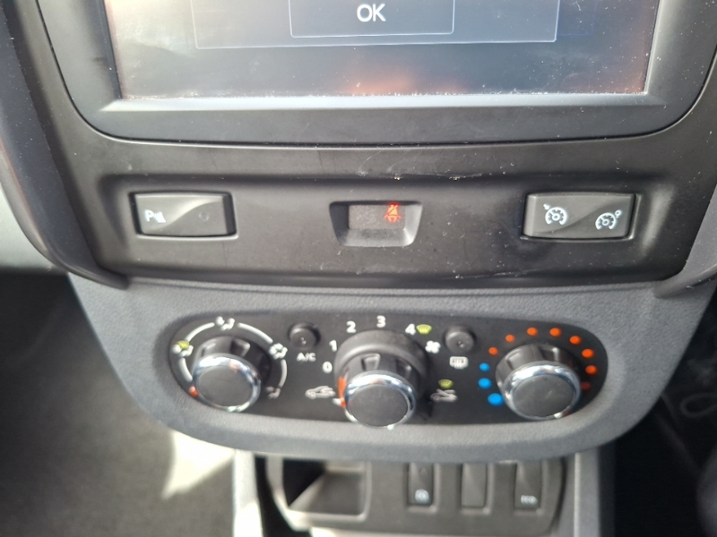 Dacia Duster 1.5 Dci Laureate 4Wd Euro 5 White #16