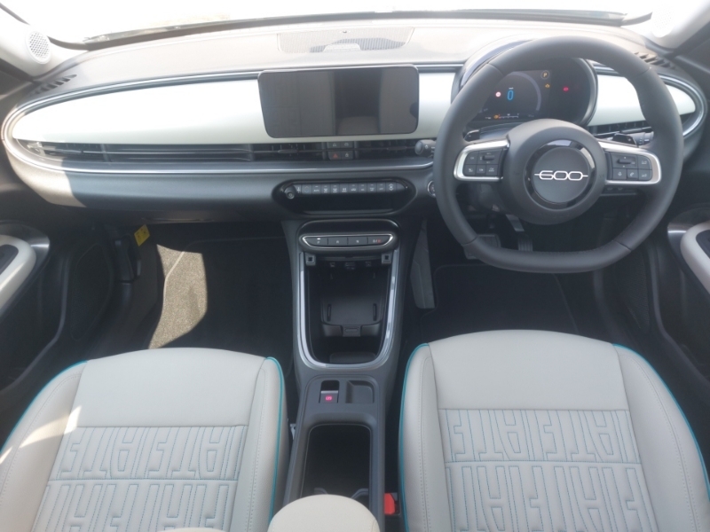 Fiat 600 1.2 Hybrid 48V La Prima Edct-6 Black #3