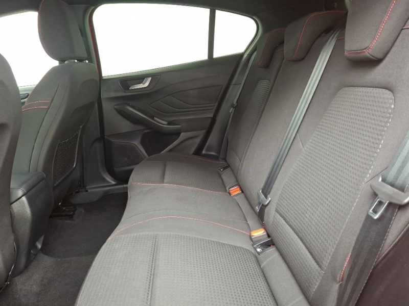 Ford Focus 1.0 Ecoboost St-line Red #6