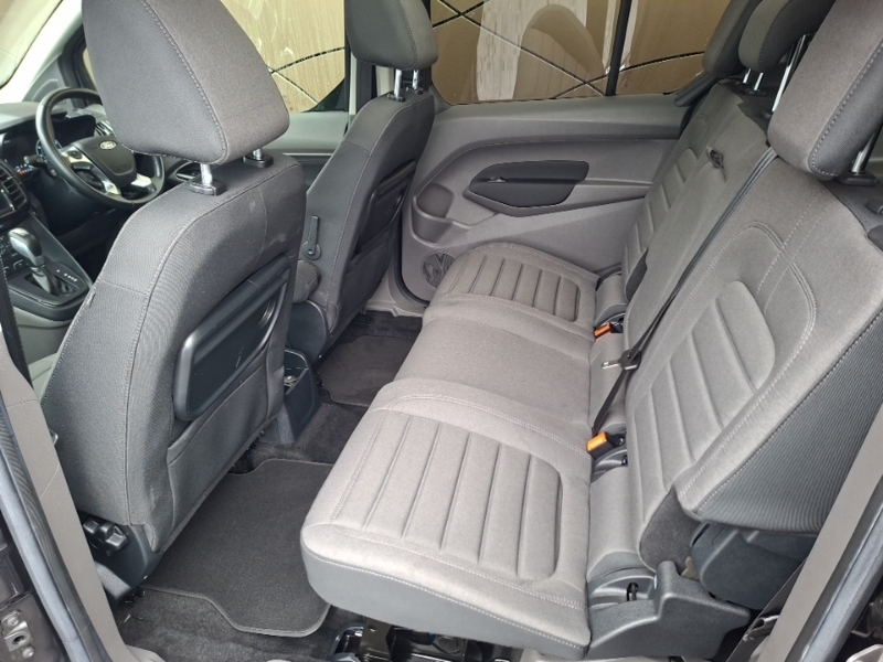 Ford Grand Tourneo Connect 1.5 Ecoblue 120 Titanium Powershift Black #6