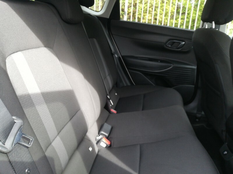 Hyundai I20 1.0T Gdi Premium White #6