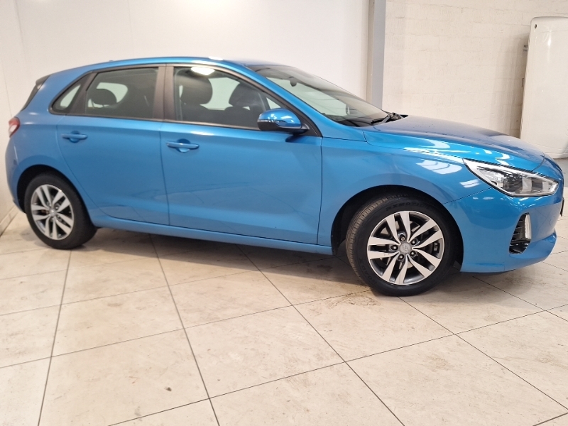 Hyundai I30 Premium Red #7