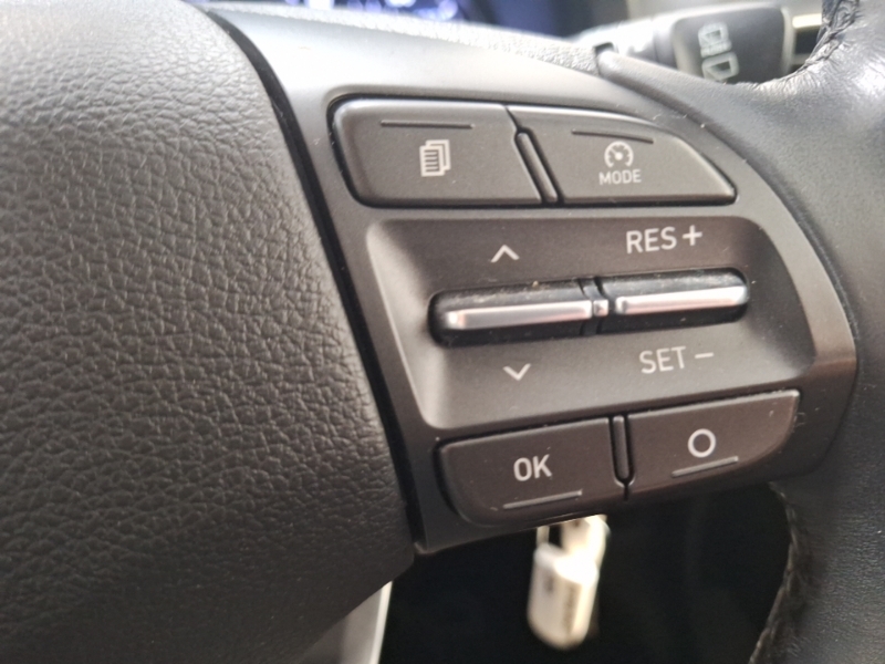 Hyundai I30 Premium Red #13