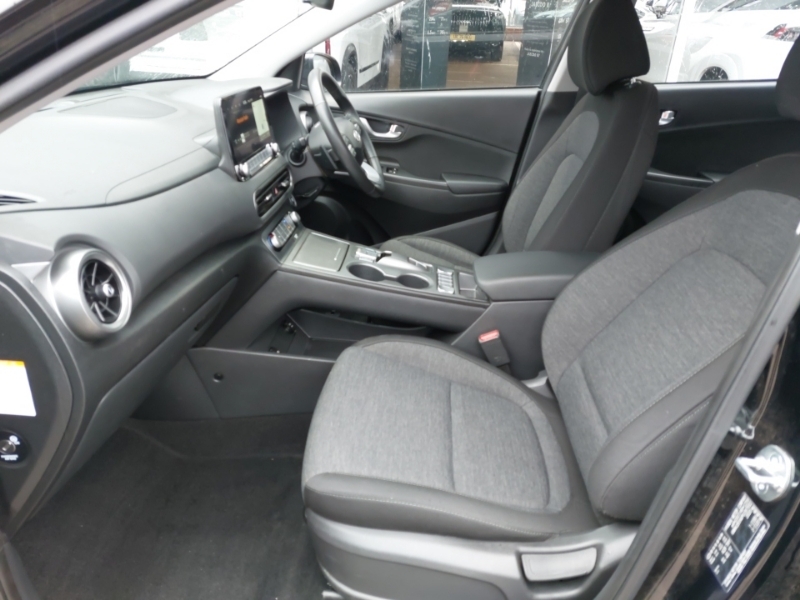 Hyundai Kona 100Kw Se Connect 39Kwh Black #5