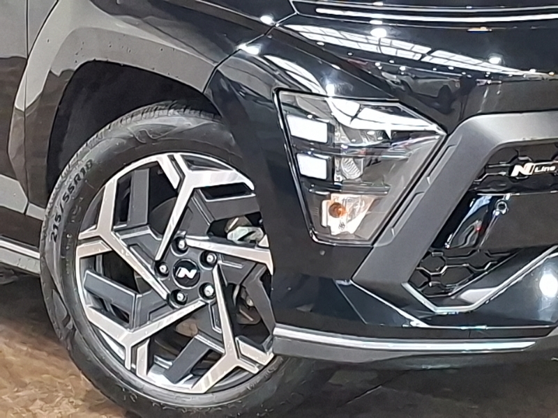 Hyundai Kona Hatchback White #20