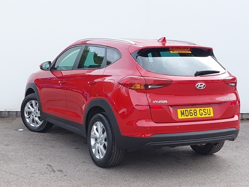 Hyundai Tucson 1.6 Gdi Se Nav 2Wd Red #2
