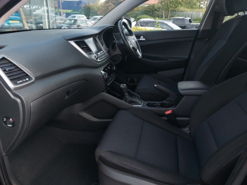 Hyundai Tucson 1.7 Crdi Blue Drive Se Nav 2Wd Dct Black #5