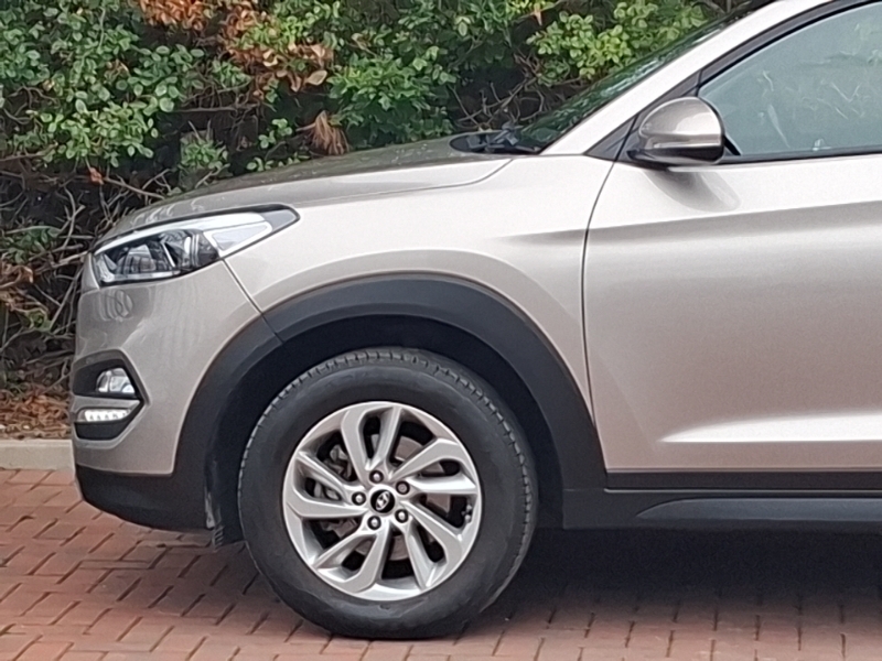 Hyundai Tucson Blue #19