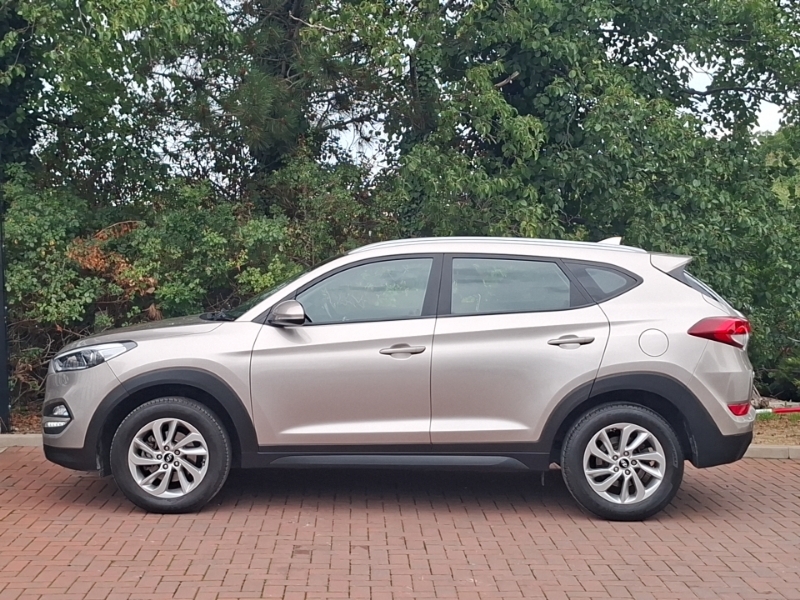 Hyundai Tucson 1.6 Gdi Blue Drive Se 2Wd Beige #4