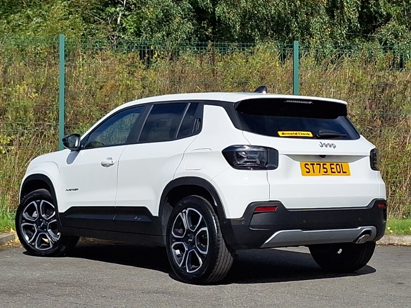 Jeep Avenger 1.2 E-hybrid Summit Dct White #2