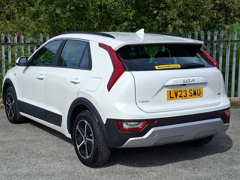 Kia Niro 1.6 Gdi Hybrid 2 Dct White #2