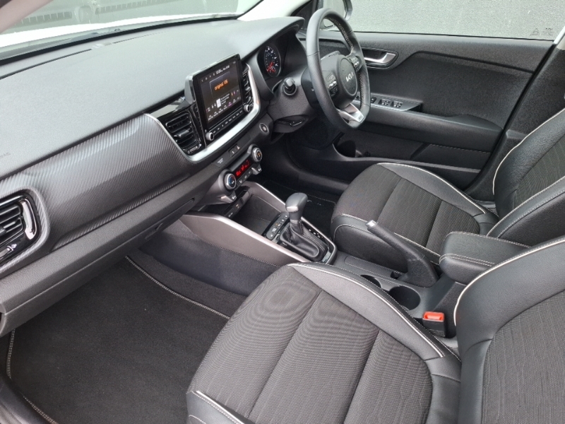 Kia Stonic 1.0T Gdi 48V Gt-line S Dct White #5