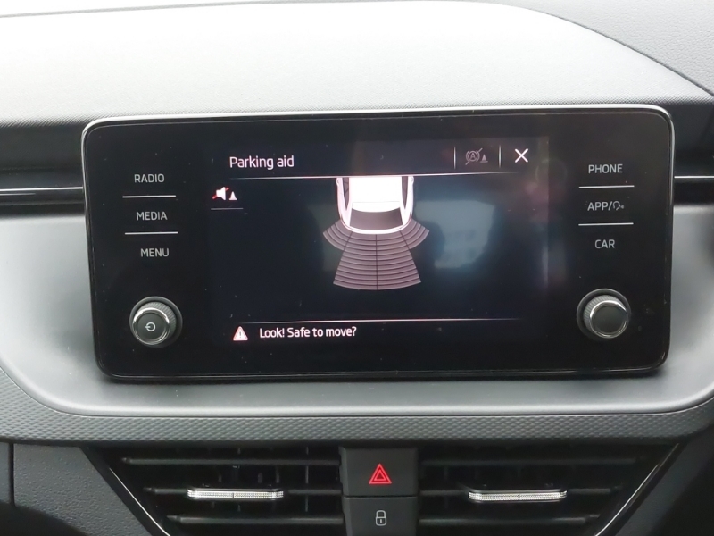 Skoda Scala 1.0 Tsi 110 Se Technology Silver #9