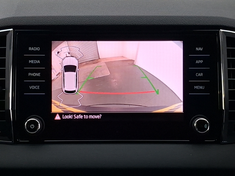 Skoda Karoq Se Technology Silver #9