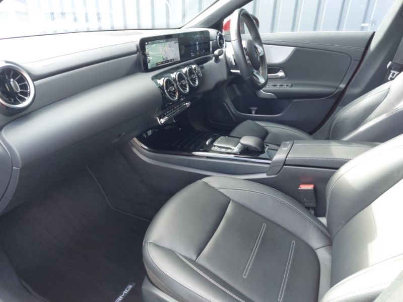 Mercedes-Benz CLA Class Cla 220D Amg Line Tip Red #5