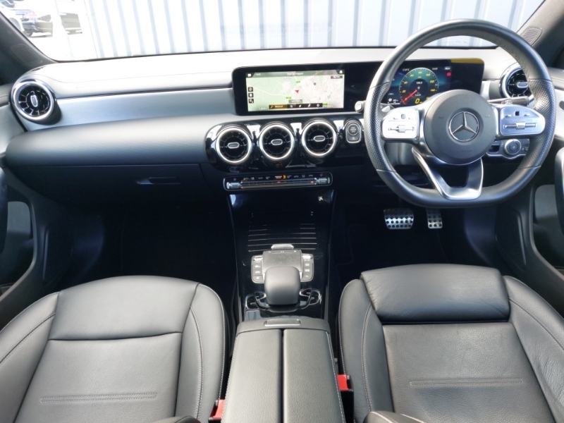 Mercedes-Benz CLA Class Cla 220D Amg Line Tip Red #3