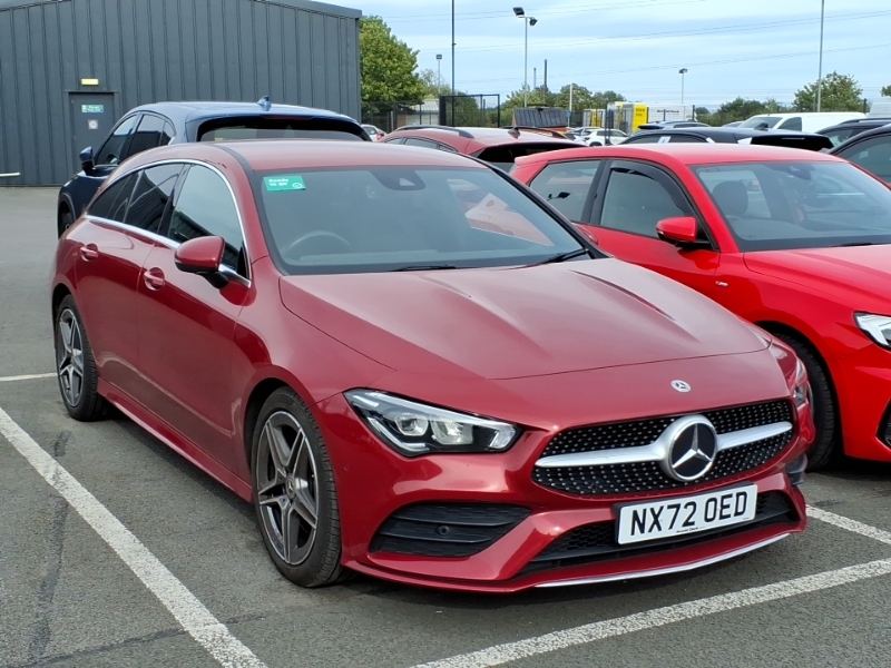 Mercedes-Benz CLA Class Cla 220D Amg Line Tip Red