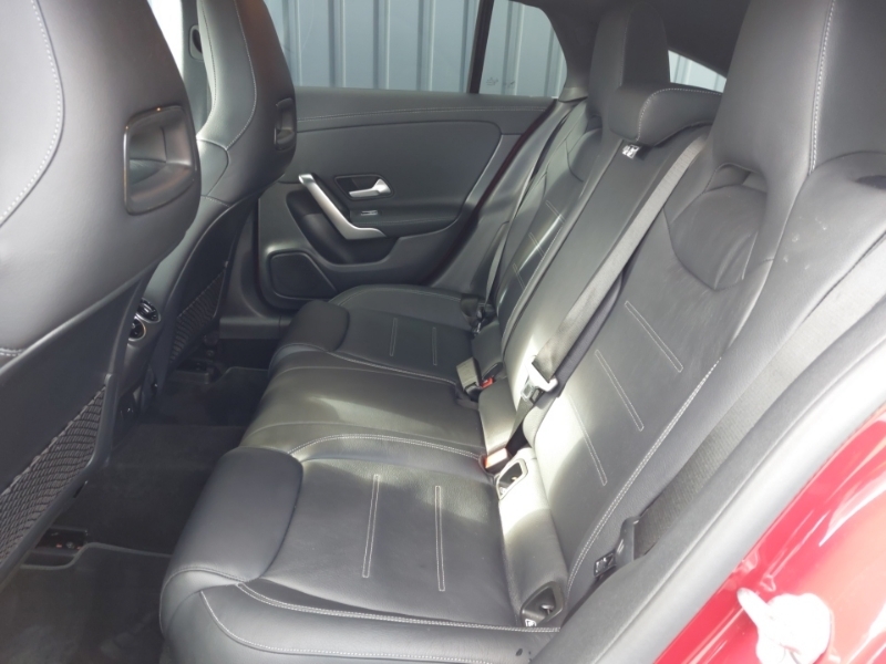 Mercedes-Benz CLA Class Cla 220D Amg Line Tip Red #6
