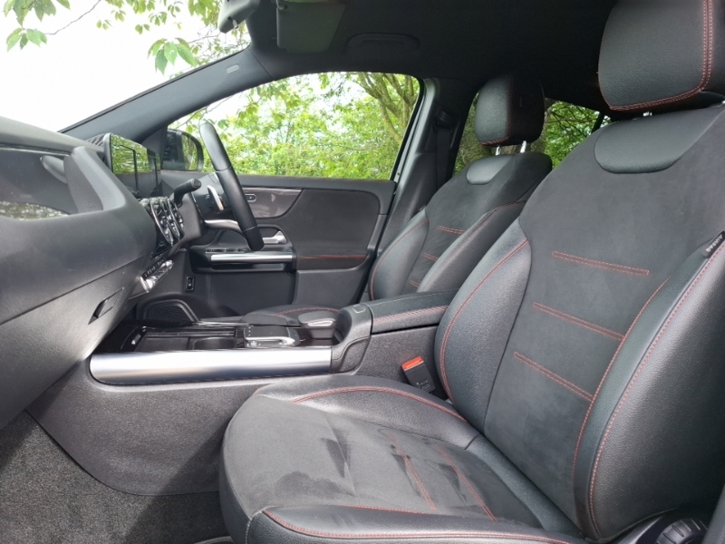 Mercedes-Benz GLA Class Gla 200 Amg Line Black #5