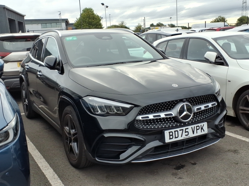 Mercedes-Benz GLA Class Gla 200 Amg Line Executive Black