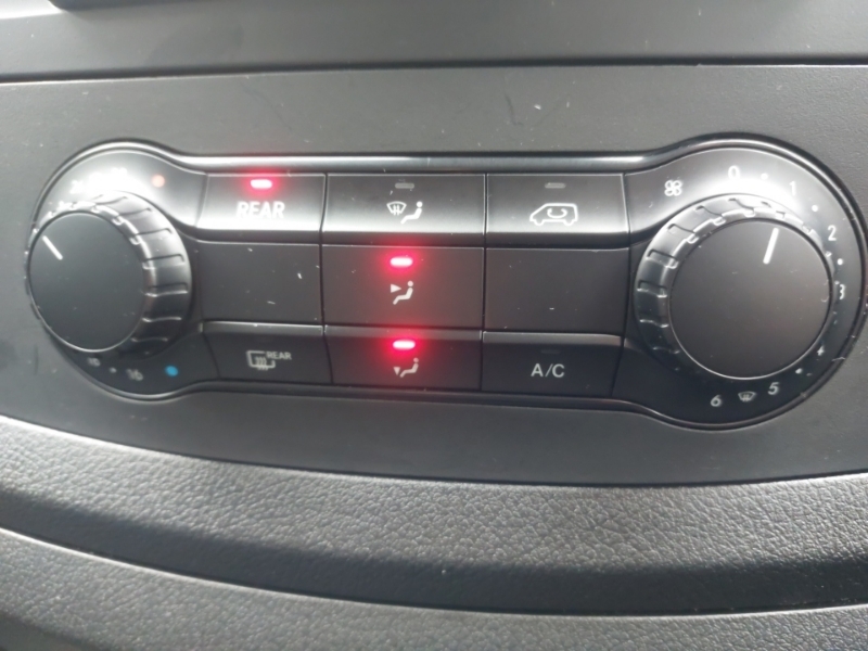 Mercedes-Benz Vito Select Silver #13