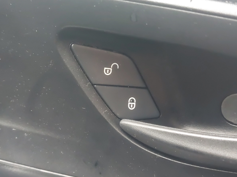 Mercedes-Benz Vito Select Silver #10