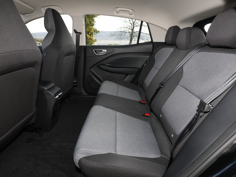 MG MG4 110Kw Comfort Standard Range 43Kwh Silver #6
