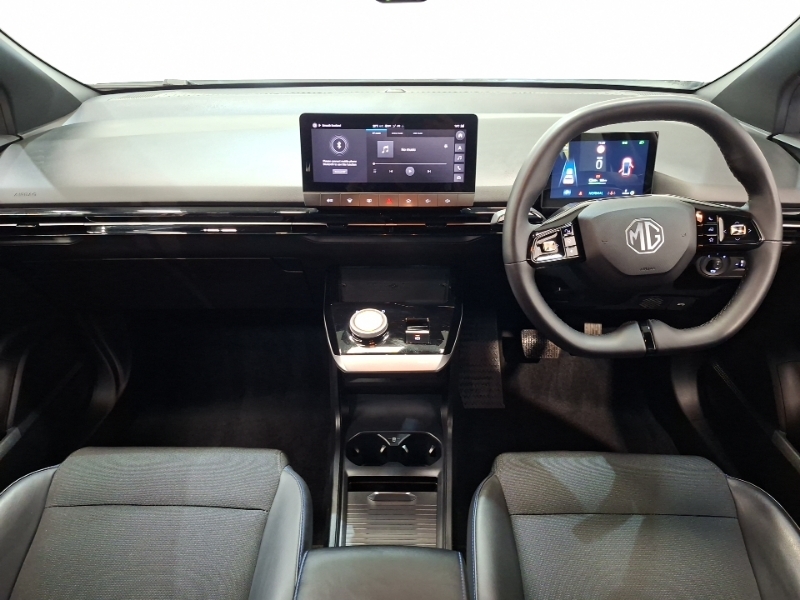 MG MG4 150Kw Trophy Ev Long Range 64Kwh White #3