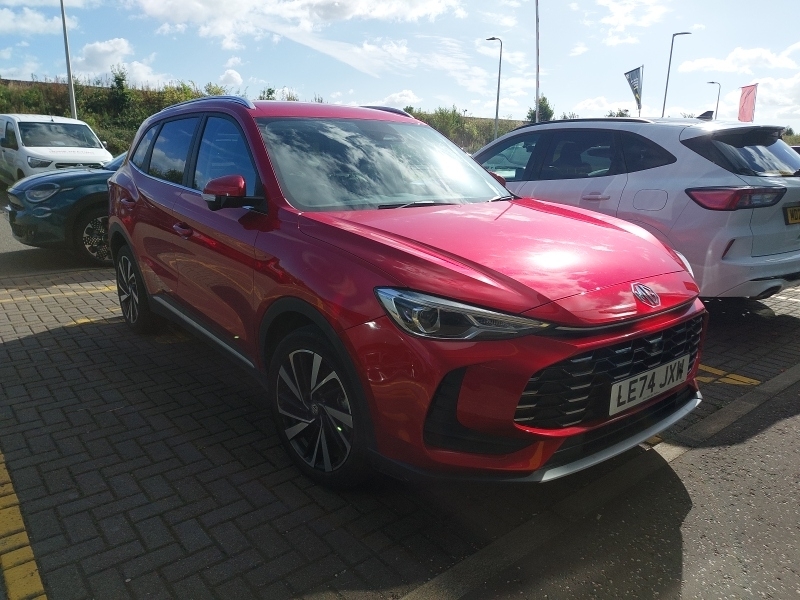 MG ZS 1.5 Hybrid Trophy Red