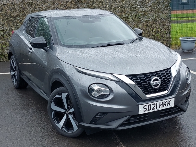 Nissan Juke Dig-t Tekna Plus Red #7