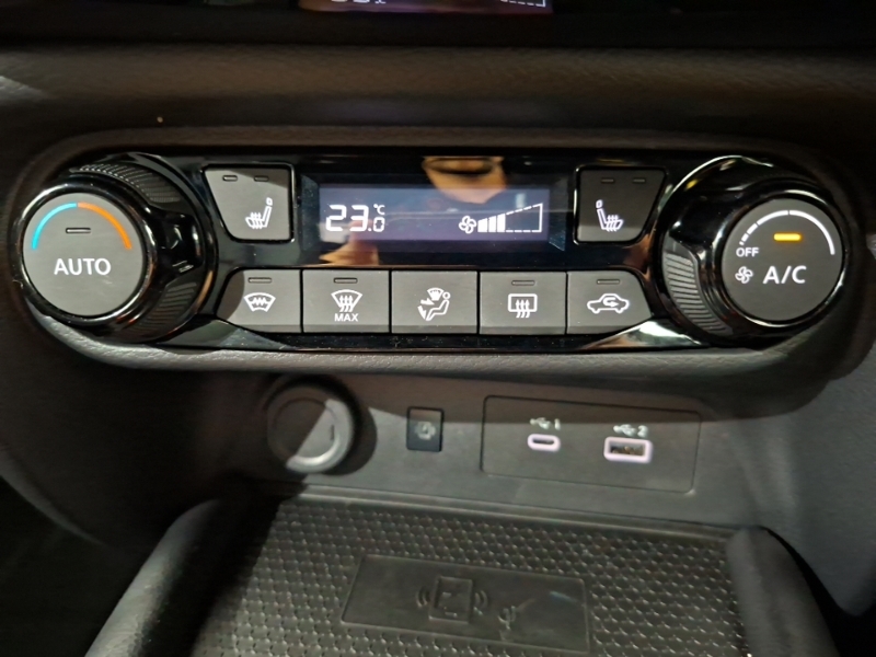 Nissan Juke Dig-t Acenta Premium Black #17