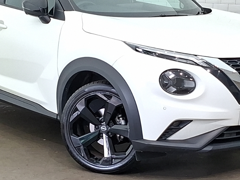 Nissan Juke Dig-t Acenta Premium Black #20